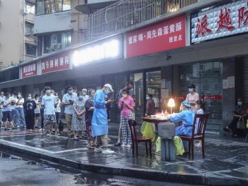 World Health Organization asks China for detailed information on the latest wave of coronavirus