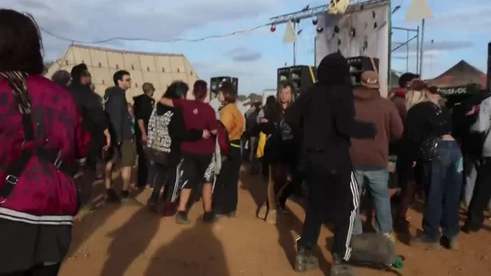 Los vecinos de La Peza (Granada) quieren una nueva rave para la Nochevieja del año que viene Los vecinos de La Peza (Granada) quieren una nueva rave para la Nochevieja del año que viene