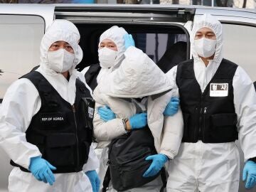 Chinese national who fled after testing positive for coronavirus upon arrival in South Korea found in Seoul