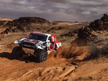 Nasser Al-Attiyah tira de rabia para conseguir una nueva victoria Nasser Al-Attiyah tira de rabia para conseguir una nueva victoria