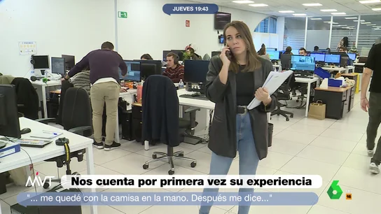 Otra aspirante a azafata denuncia que le levantaron la falda "hasta las..." para comprobar que no tenía piercings o tatuajes Otra aspirante a azafata denuncia que le levantaron la falda "hasta las..." para comprobar que no tenía piercings o tatuajes