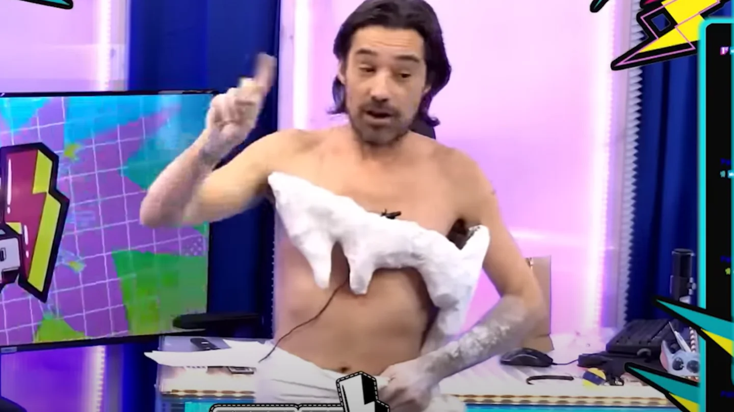 Cómo hacer el vestido de Cristina Pedroche en las campanadas: así lo explica Jordi Cruz en un vídeo tutorial Cómo hacer el vestido de Cristina Pedroche en las campanadas: así lo explica Jordi Cruz en un vídeo tutorial