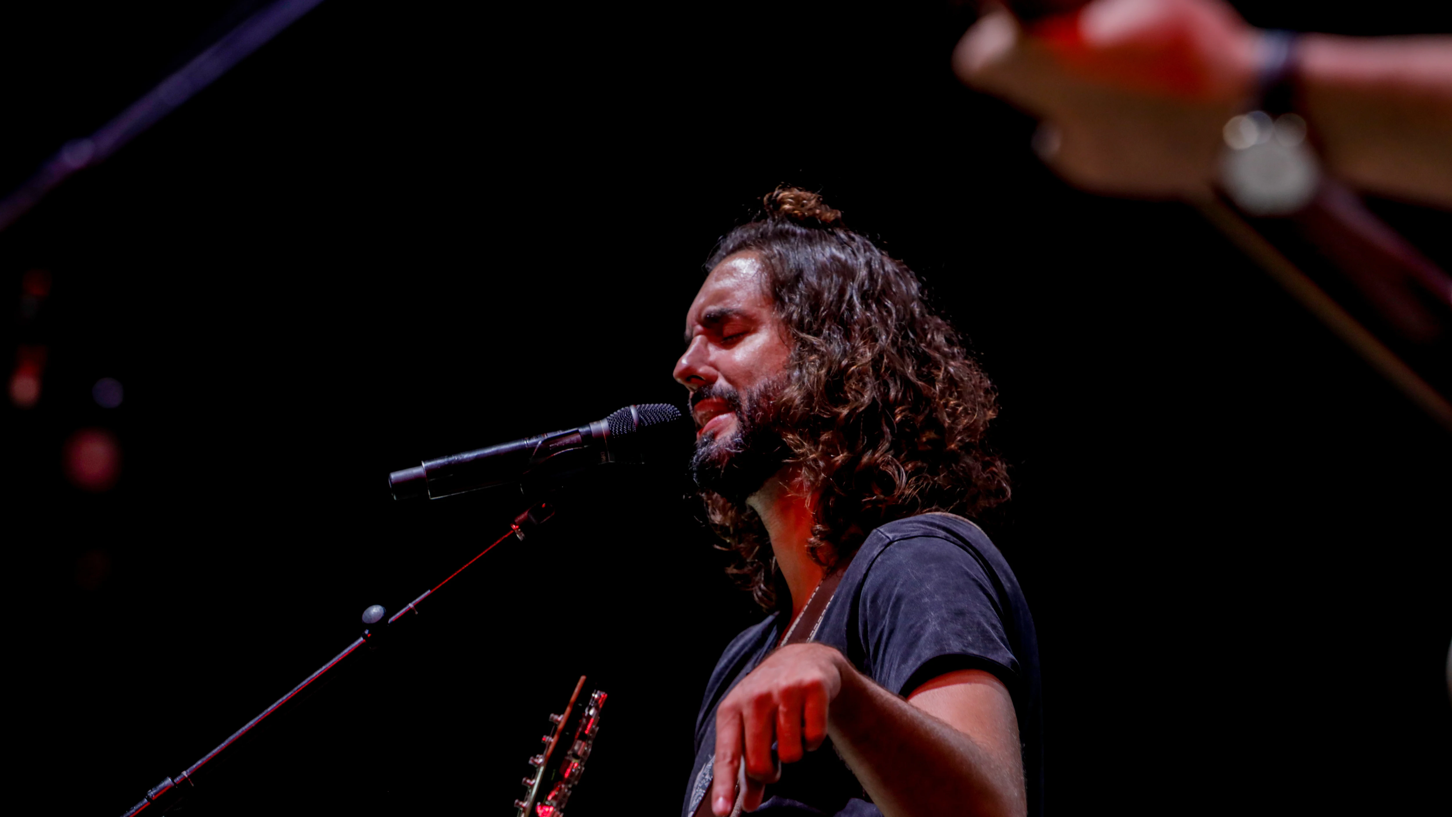 La banda española IZAL durante un concierto dentro del Madriz Summer Fest celebrado en el WizinCenter.