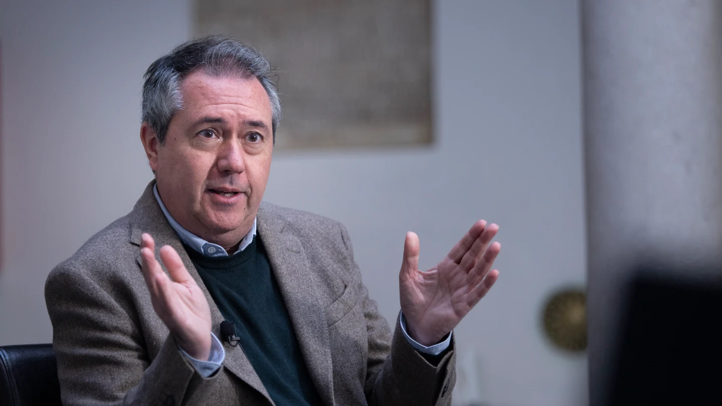 Espadas apuesta por limitar a dos los mandatos en puestos públicos "relevantes" Espadas apuesta por limitar a dos los mandatos en puestos públicos "relevantes"