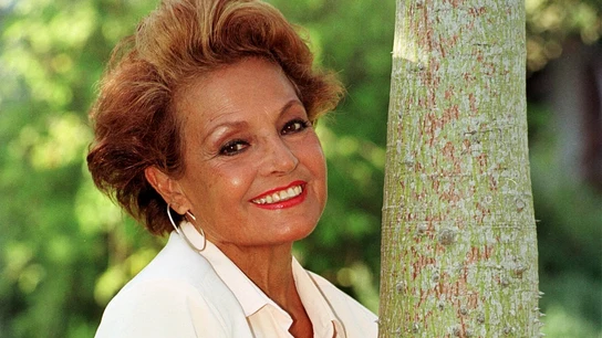 Imagen de archivo de Carmen Sevilla Imagen de archivo de Carmen Sevilla