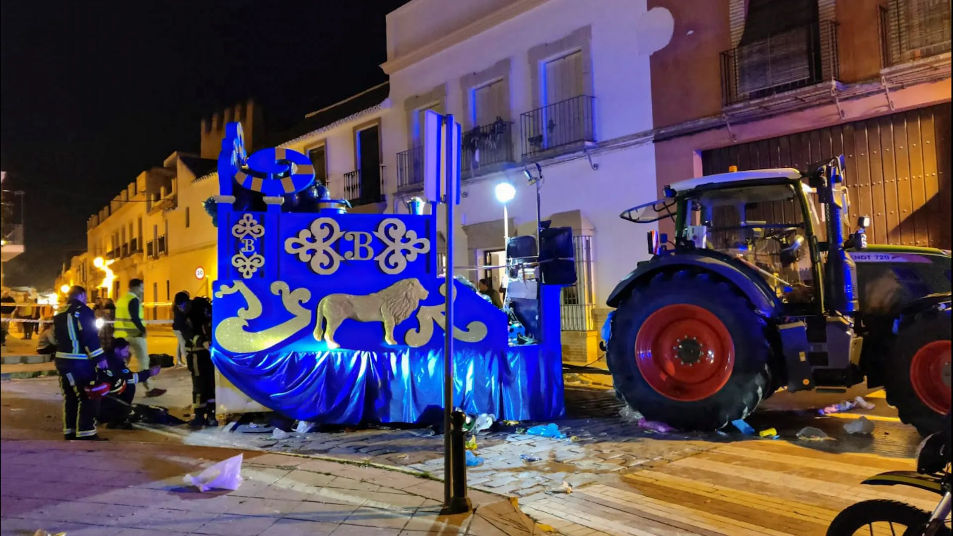 En la imagen, el estado en que ha quedado la carroza tras el accidente en el lugar del suceso. 