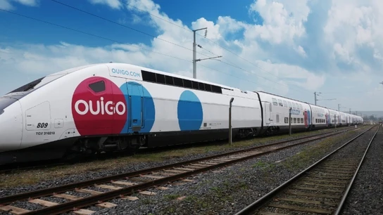 Foto de archivo de un tren de Ouigo. Foto de archivo de un tren de Ouigo.