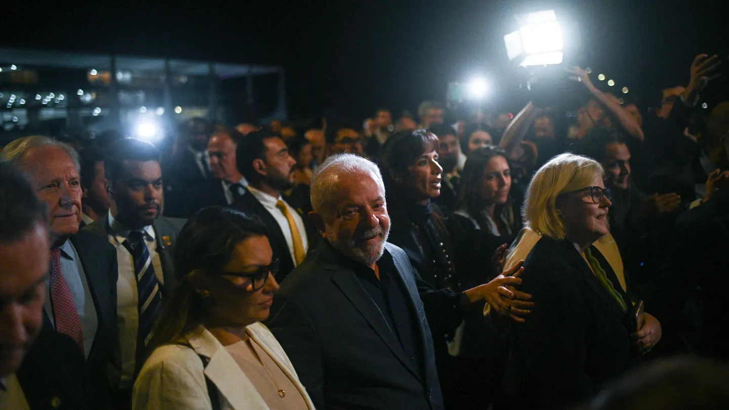 Lula se rodea de los 27 gobernadores de Brasil para cerrar heridas tras el asalto al Congreso de Brasilia Lula se rodea de los 27 gobernadores de Brasil para cerrar heridas tras el asalto al Congreso de Brasilia