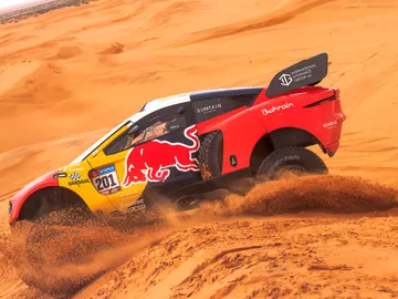 Tercera victoria de etapa para Sébastien Loeb Tercera victoria de etapa para Sébastien Loeb