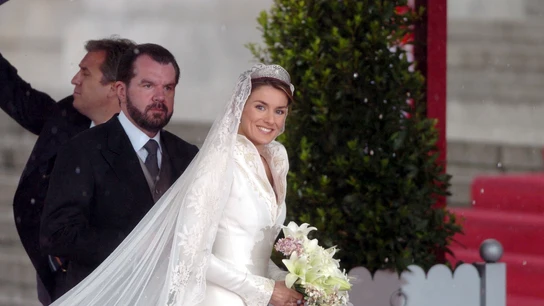 Jesús Ortiz, junto a su hija Letizia el día de su boda con Felipe Jesús Ortiz, junto a su hija Letizia el día de su boda con Felipe