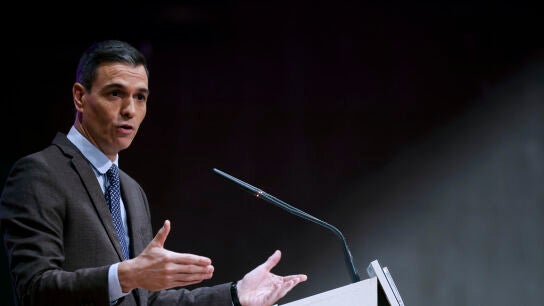 Pedro S&aacute;nchez interviene en un acto de UGT