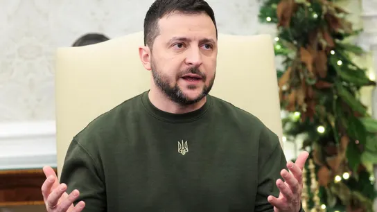 Zelenski aparece en los Globos de Oro: "No habrá Tercera Guerra Mundial, no es una trilogía" Zelenski aparece en los Globos de Oro: "No habrá Tercera Guerra Mundial, no es una trilogía"
