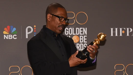 La broma viral de Eddie Murphy sobre el bofetón de Will Smith en los Globos de Oro La broma viral de Eddie Murphy sobre el bofetón de Will Smith en los Globos de Oro