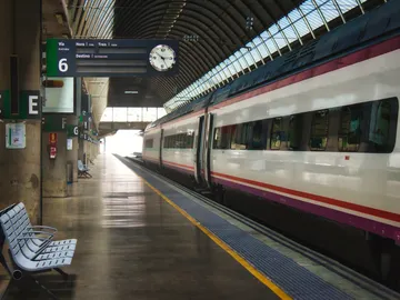 Estación de tren de Renfe de Atocha Estación de tren de Renfe de Atocha