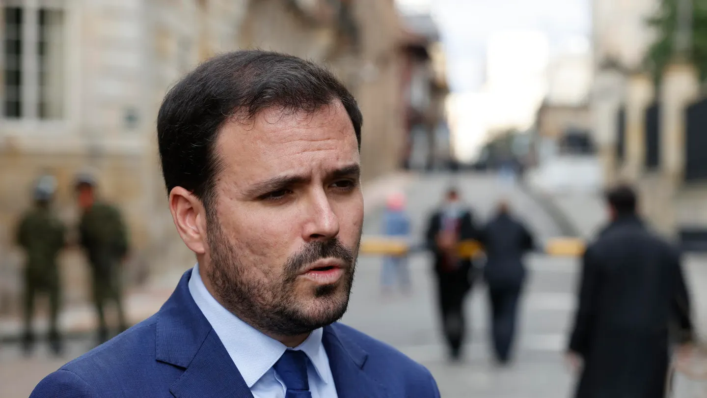 Garzón reivindica Sumar como vía para frenar "a la derecha radicalizada y a la extrema derecha en las elecciones" Garzón reivindica Sumar como vía para frenar "a la derecha radicalizada y a la extrema derecha en las elecciones"
