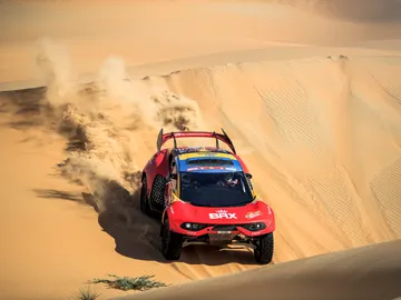 Triunfo histórico para Sébastien Loeb Triunfo histórico para Sébastien Loeb
