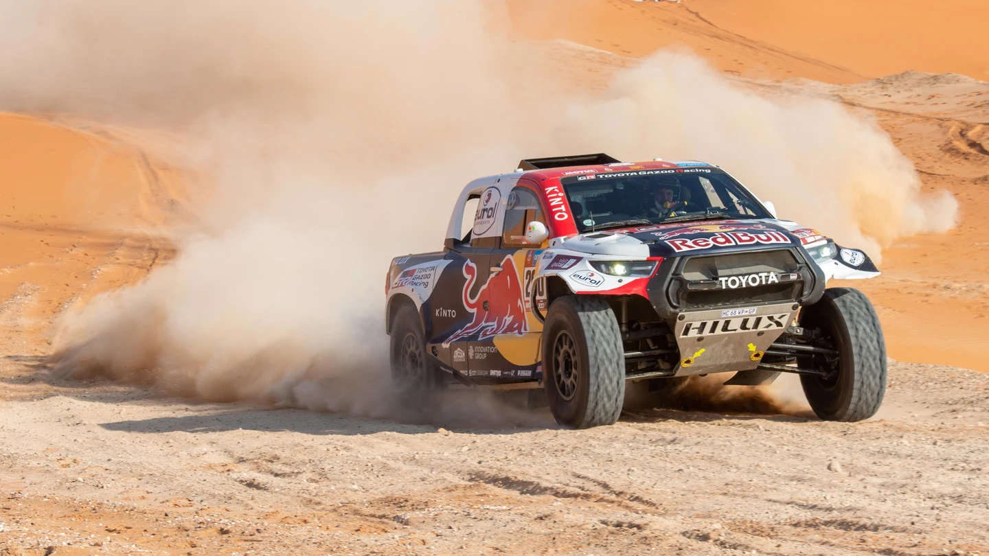 Nasser Al-Attiyah, durante una etapa Nasser Al-Attiyah, durante una etapa