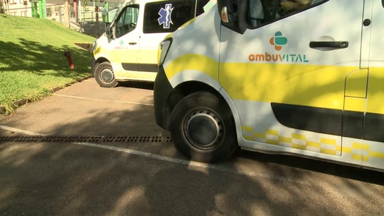 Imagen de archivo de una ambulancia de Ambuvital. Imagen de archivo de una ambulancia de Ambuvital.