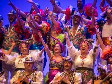 What is a choir in the Carnival of Cádiz, how is it different from a chirigota and all the COAC choirs