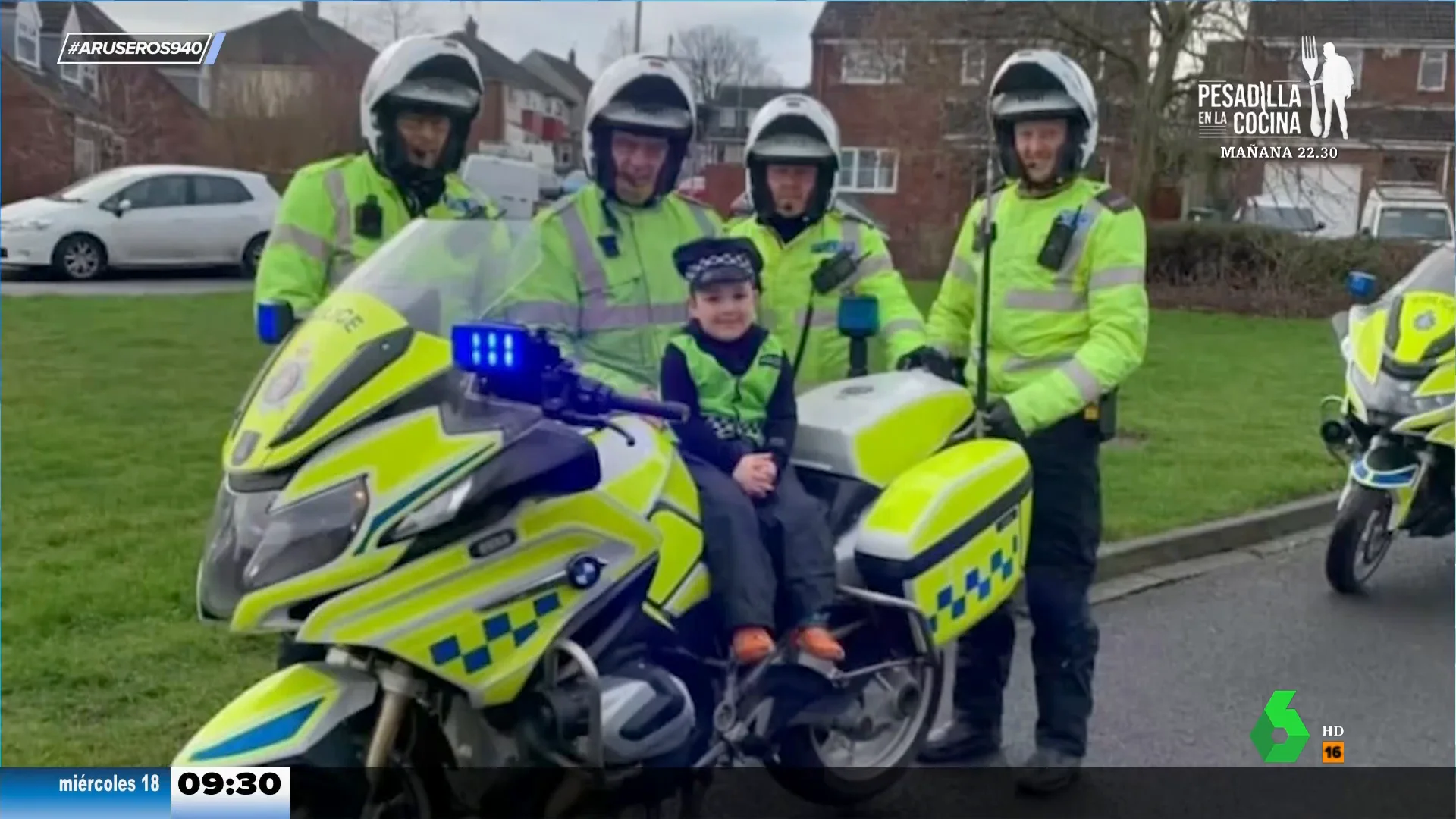 El emotivo regalo de la policía a un niño de 5 años que perdió a su padre