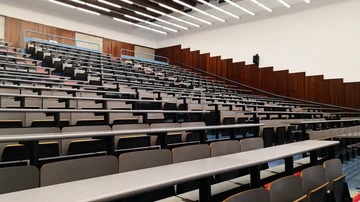 Un aula del examen MIR de 2020 en la facultad de Física de la Universidad de Barcelona