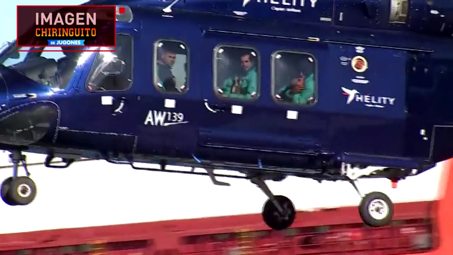 Imagen Chiringuito: el Barça llega a Ceuta... ¡en helicóptero! Imagen Chiringuito: el Barça llega a Ceuta... ¡en helicóptero!