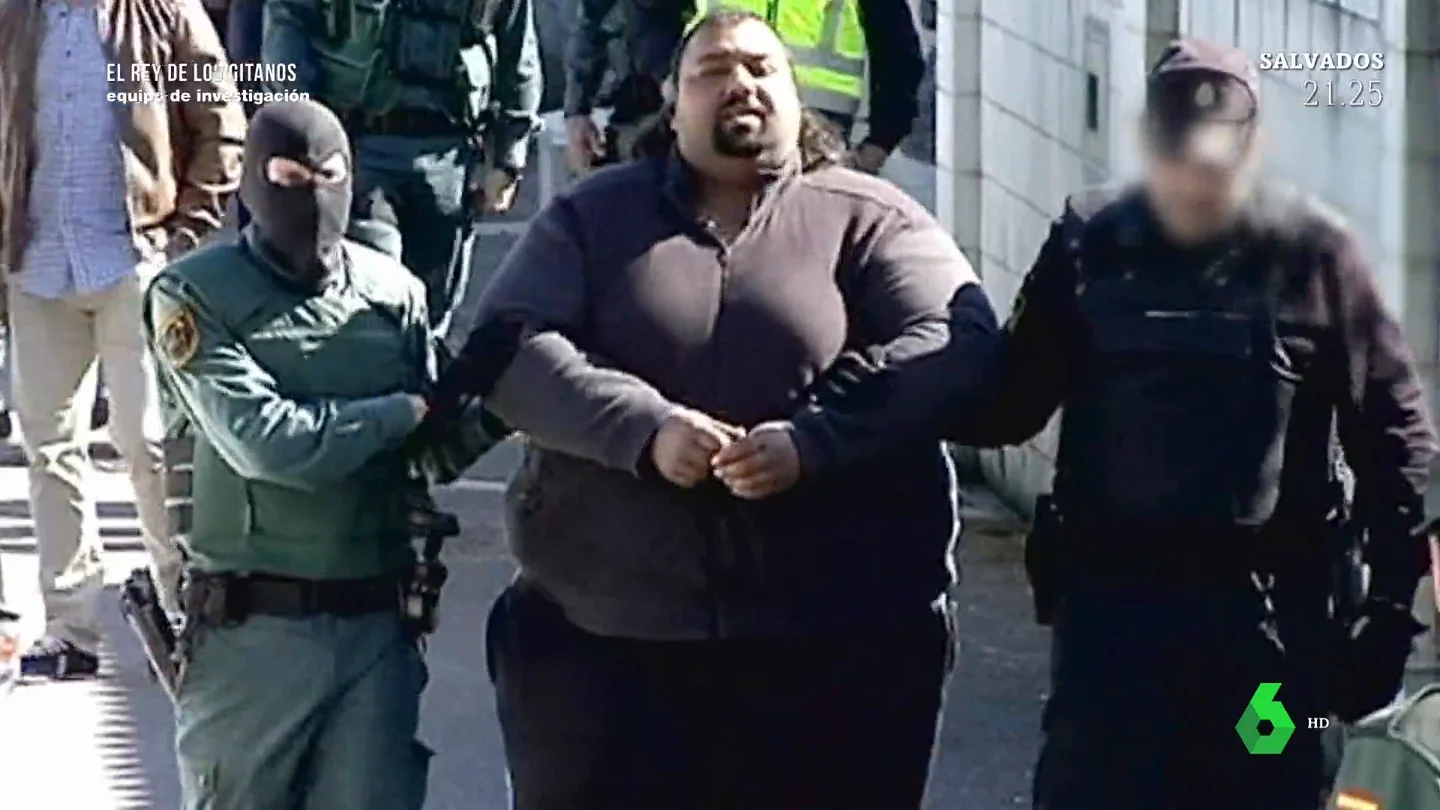 Así era la "organización criminal" del clan de Sinaí Giménez que acabó investigándole por amenazas, extorsión y un tiroteo Así era la "organización criminal" del clan de Sinaí Giménez que acabó investigándole por amenazas, extorsión y un tiroteo