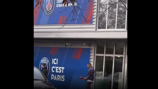 Mbappé, a lo 'Dibu' Martínez Mbappé, a lo 'Dibu' Martínez