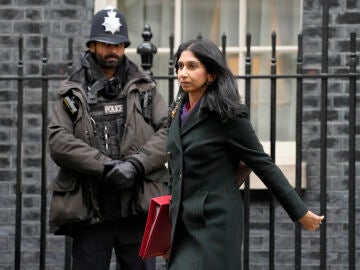 They uncover dozens of kidnappings of minor asylum seekers in the United Kingdom