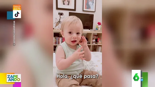El adorable viral de un bebé que confunde una armónica con un teléfono El adorable viral de un bebé que confunde una armónica con un teléfono