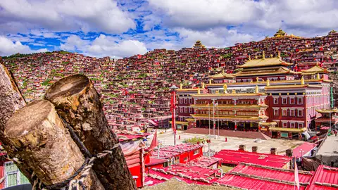 Larung Gar, en El Tíbet, en China Larung Gar, en El Tíbet, en China