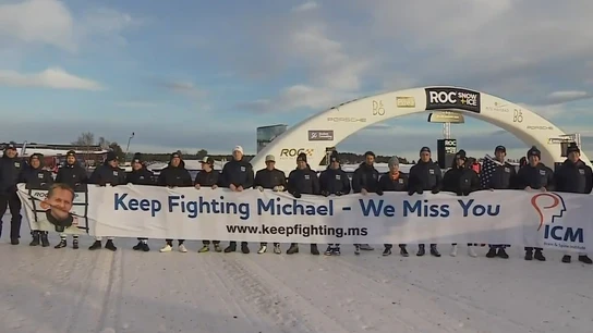 "Michael, sigue luchando": emotivo homenaje a Schumacher en la Carrera de Campeones "Michael, sigue luchando": emotivo homenaje a Schumacher en la Carrera de Campeones