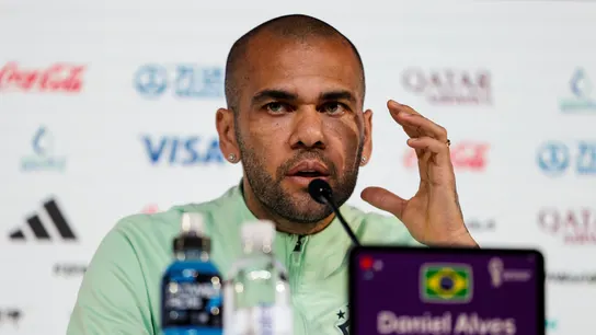 El internacional brasileño Dani Alves, en una foto de archivo. El internacional brasileño Dani Alves, en una foto de archivo.