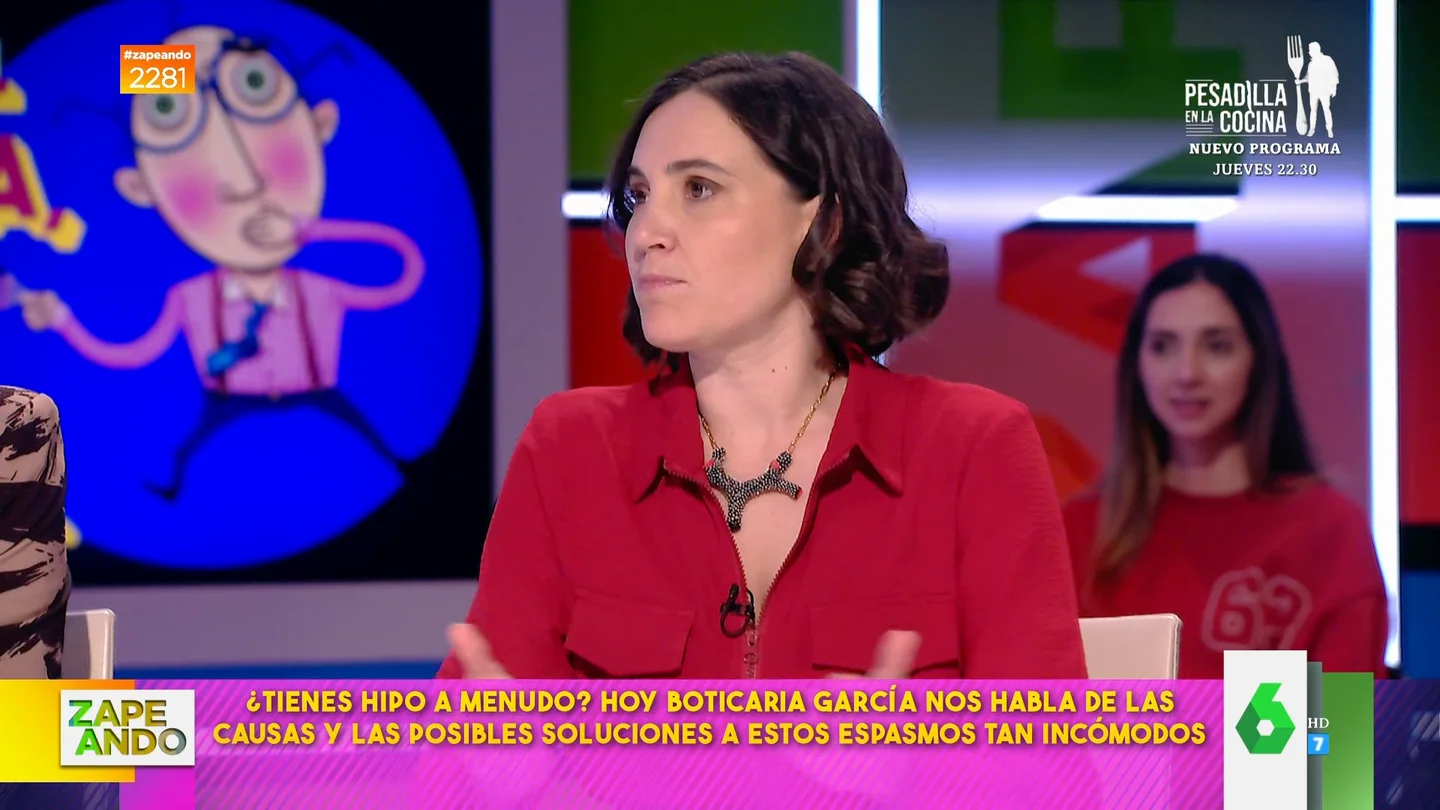 Boticaria García analiza los mitos para quitar el hipo: de tener orgasmos, a chupar un limón o hacer un masaje rectal Boticaria García analiza los mitos para quitar el hipo: de tener orgasmos, a chupar un limón o hacer un masaje rectal