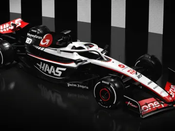 HAAS se pasa del blanco al negro para la decoración de su VF-23 HAAS se pasa del blanco al negro para la decoración de su VF-23