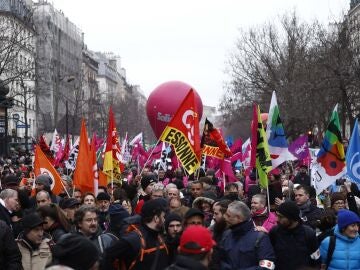 France lives a new day of protests throughout the country against Macron’s pension reform