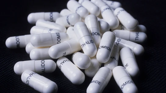 Qué es la talidomida, el fármaco prohibido hace 60 años que vuelve a usarse para el mieloma múltiple Qué es la talidomida, el fármaco prohibido hace 60 años que vuelve a usarse para el mieloma múltiple