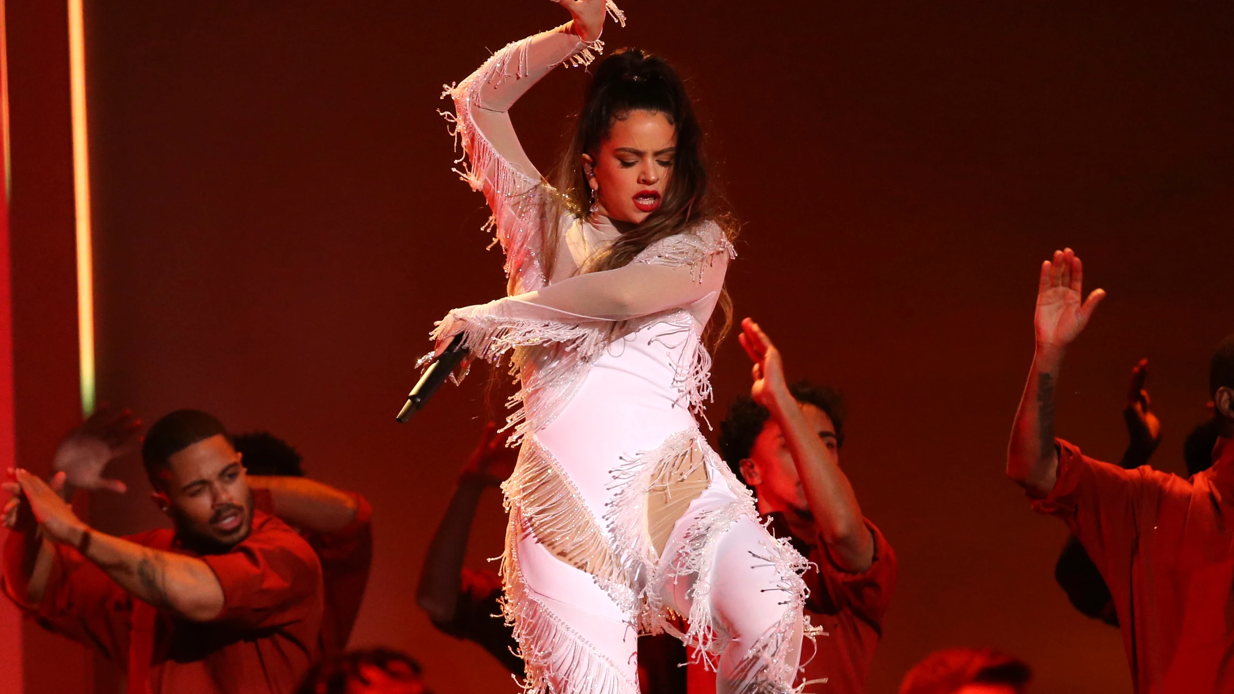 La cantante Rosalía, durante su actuación en los Grammy de 2020