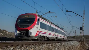 Tren de Renfe Tren de Renfe