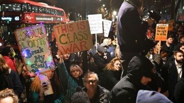 Protestas contra el Gobierno británico