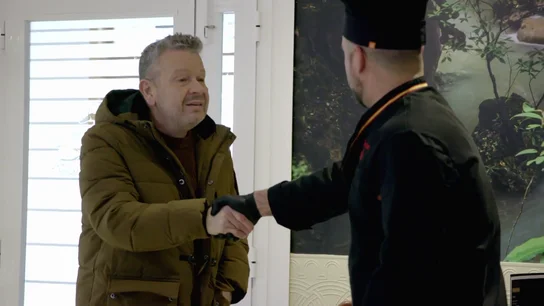 El 'Chicote de Zamora' recibe a Chicote en su restaurante: "No eres tan guapo como yo" El 'Chicote de Zamora' recibe a Chicote en su restaurante: "No eres tan guapo como yo"