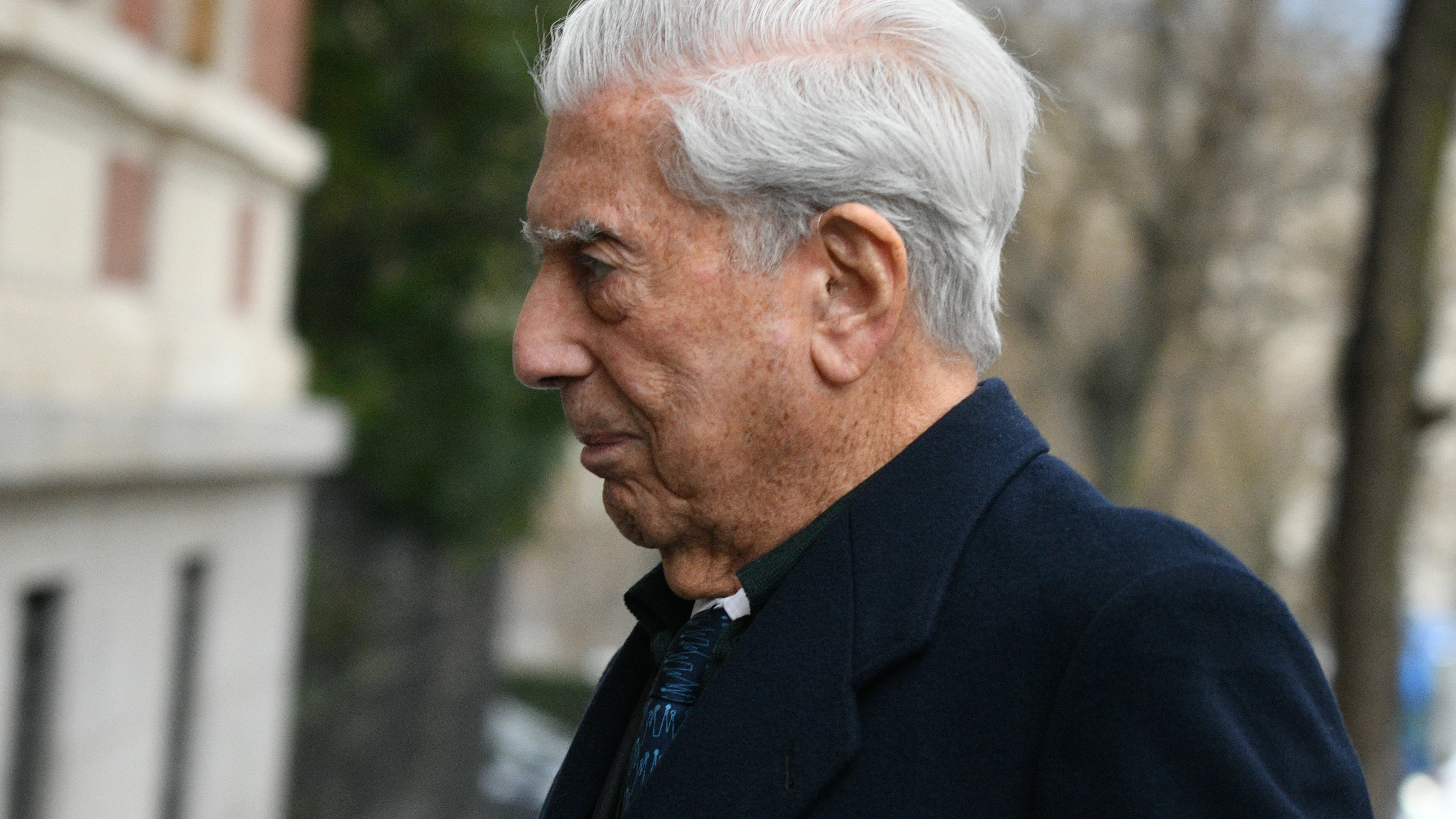 Vargas Llosa se sincera sobre su relación con Isabel Preysler: "No voy a escribir una novela sobre eso"