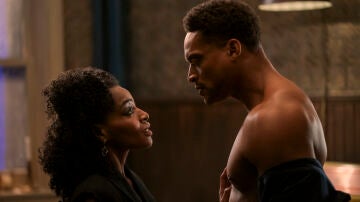 Margaret Odette is Sasha Snow and Cleo Anthony is Kam Evans, in 'Sex/Life'.