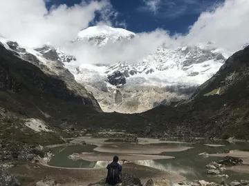 Desbordamientos en lagos glaciares una creciente amenaza Desbordamientos en lagos glaciares una creciente amenaza