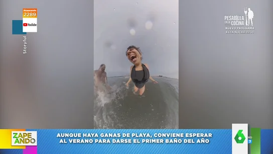 Los gritos virales de una mujer que se baña en la playa en pleno invierno Los gritos virales de una mujer que se baña en la playa en pleno invierno