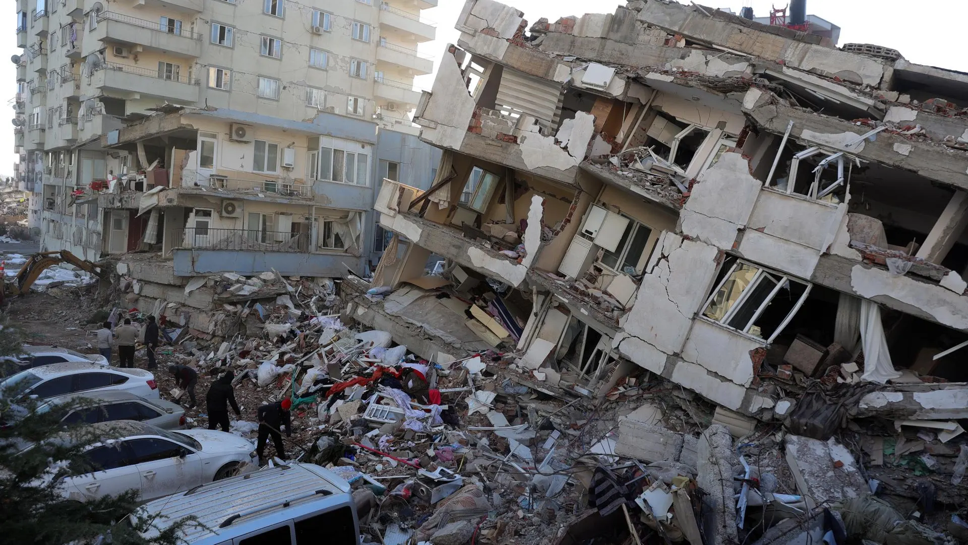 Edificio derrumbado en Turquía.