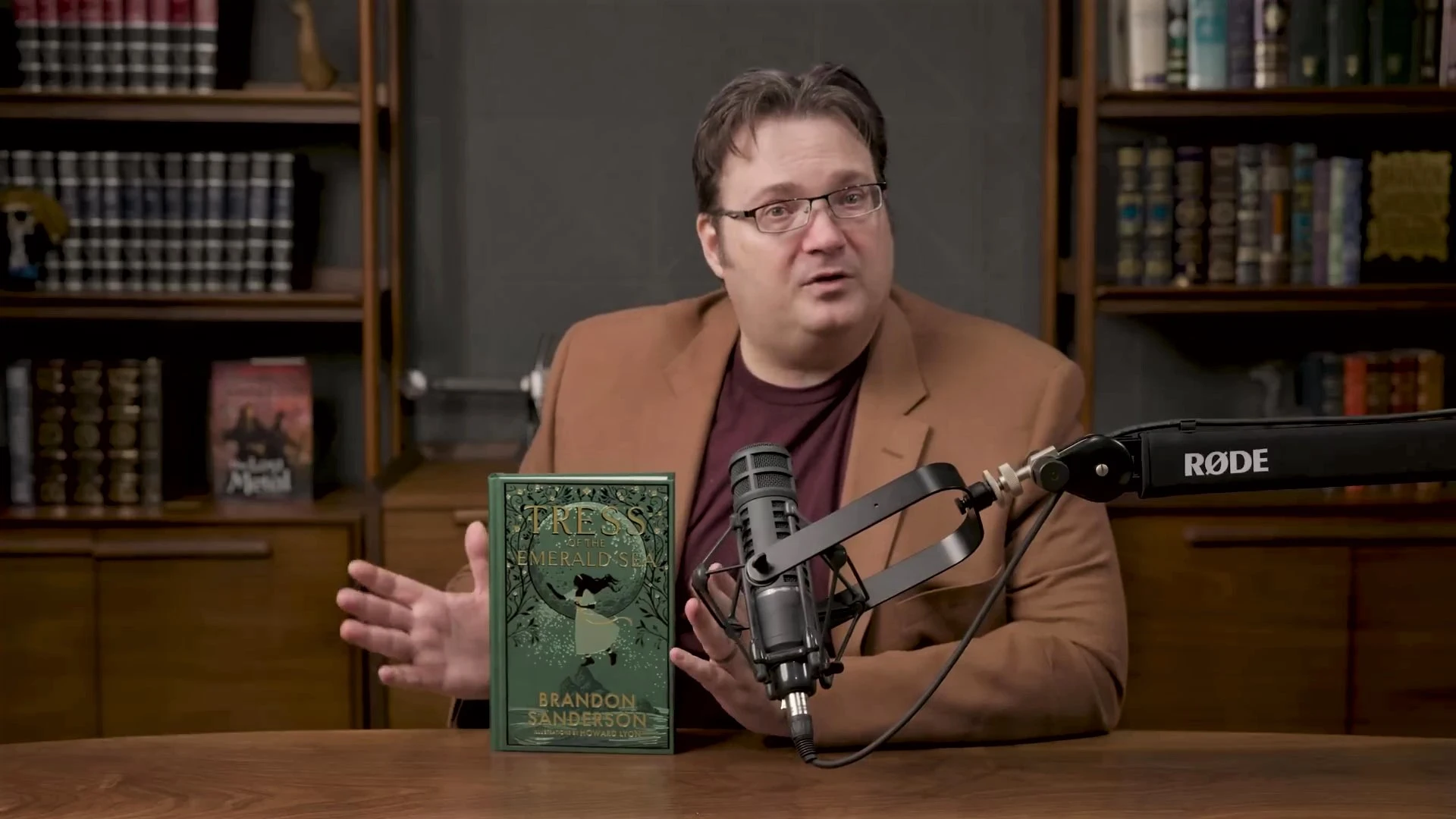 Brandon Sanderson