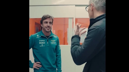 Fernando Alonso con Mike Krack Fernando Alonso con Mike Krack