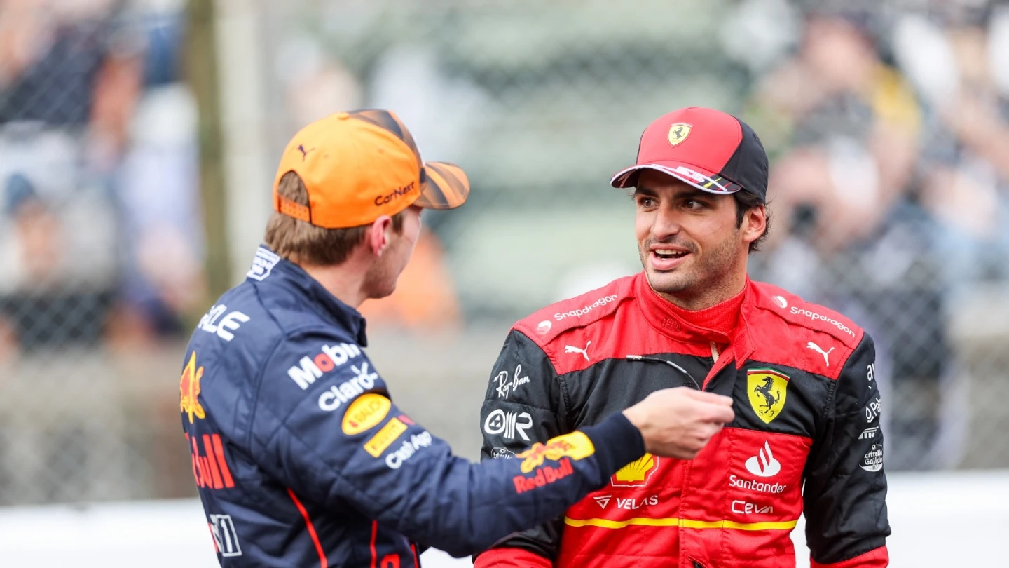 Carlos Sainz, con Max Verstappen Carlos Sainz, con Max Verstappen