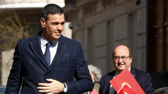 Pedro Sánchez acude a la capilla ardiente para despedir a Carlos Saura. Pedro Sánchez acude a la capilla ardiente para despedir a Carlos Saura.